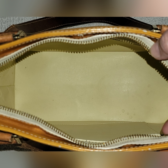 LOUIS VUITTON Vernis Houston handbag - Picture 4 of 16